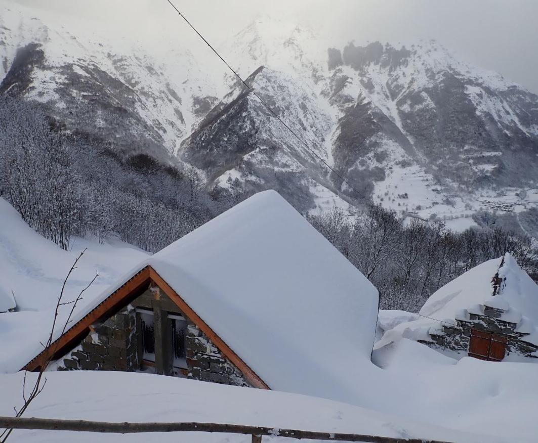 Chalet Aulian Villa Grust Esterno foto